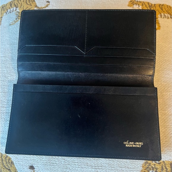 Celine Black Long Wallet. - Picture 4 of 8